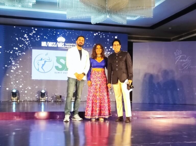 Sumit Dubey with award